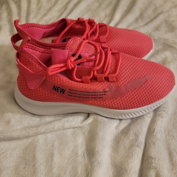 Running shoes - Picture 2 of 6